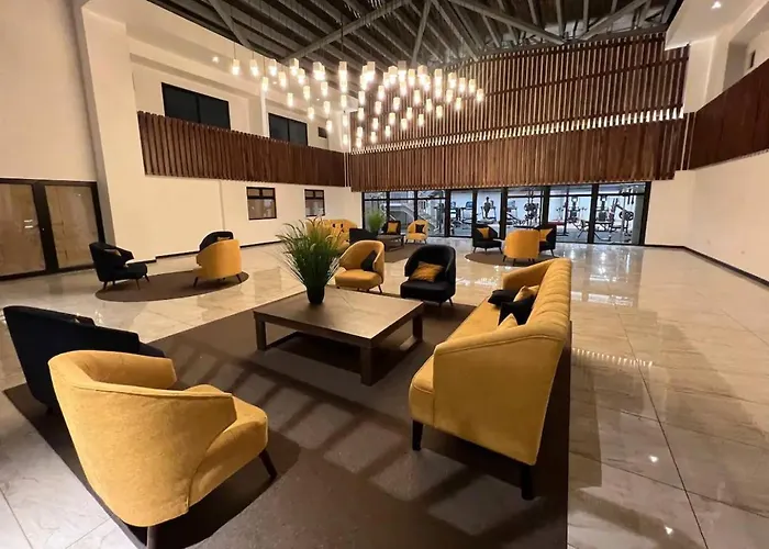 Apartamento Grande En Zona 12 Ciudad De Guatemala Petapolis